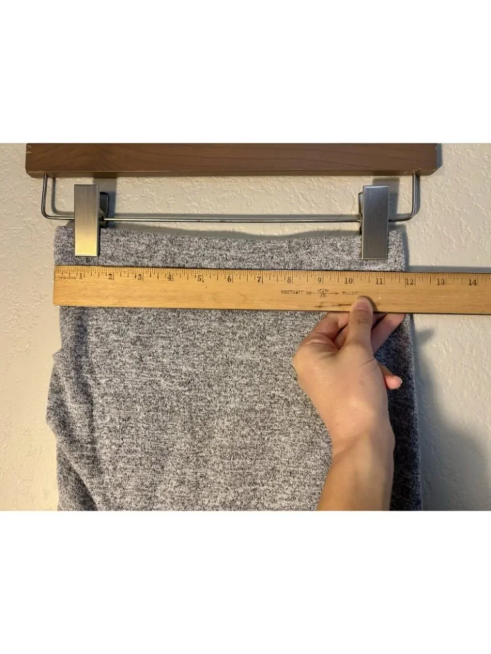Aritzia Heather Gray Wilfred Free Tulip Skirt Sz XXS
